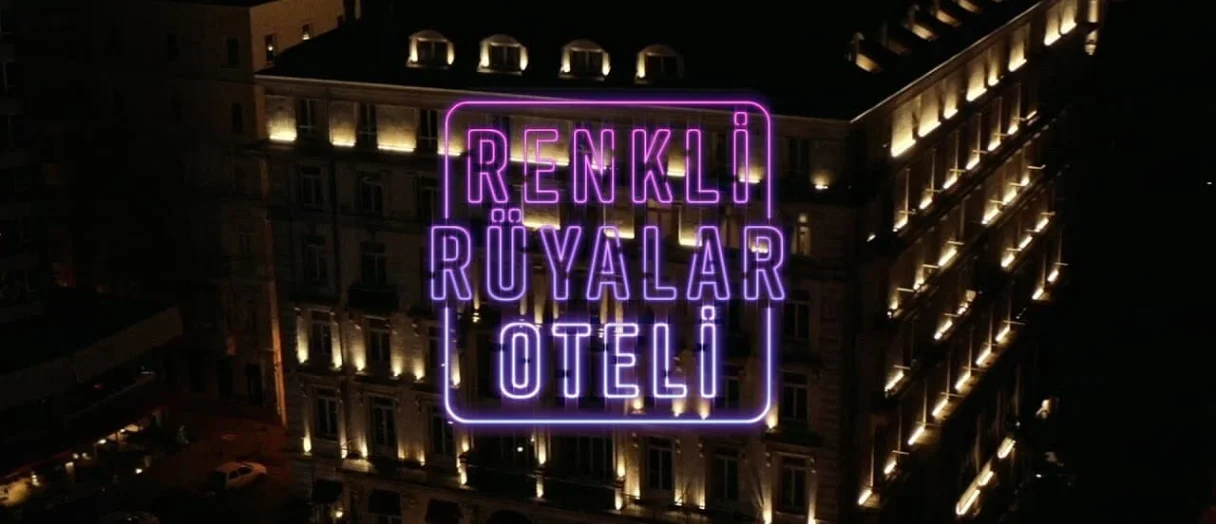 Renkli Rüyalar Oteli